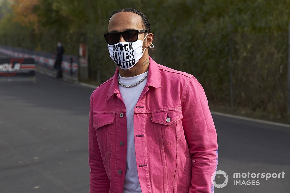 Wolff: Geen moeite met 'polariserende uitlatingen' Hamilton