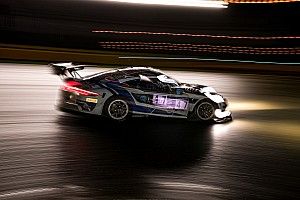 24h di Spa: Estre e Porsche brillano nelle libere della notte