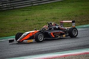 F4, Mugello: tris di pole per Joshua Dufek