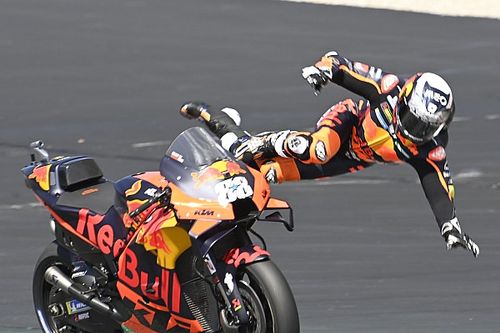 Oliveir&aacute;nak lehet, hogy ki kell &uuml;lnie a MotoGP St&aacute;jer Nagyd&iacute;j&aacute;t