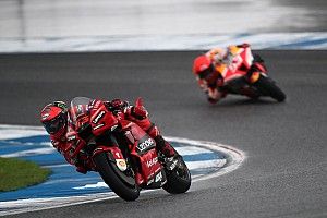 Marquez over MotoGP-titelstrijd: “Ik wed op Bagnaia's motor”