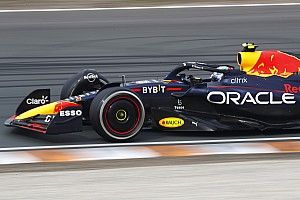 Sans Porsche, Wolff observe la "stratégie très audacieuse" de Red Bull