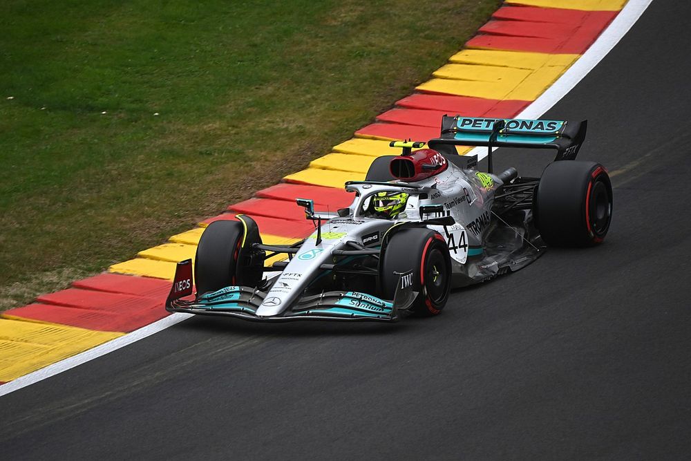 Lewis Hamilton, Mercedes W13