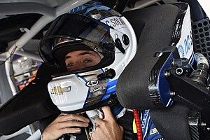 Kyle Larson edges Chase Elliott for Bristol pole
