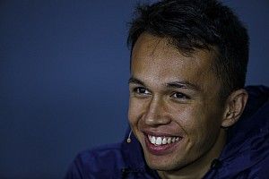 Perto da Toro Rosso, Albon deixa testes da Fórmula E