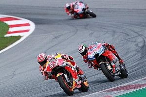 Marquez changed strategy to split the Ducatis