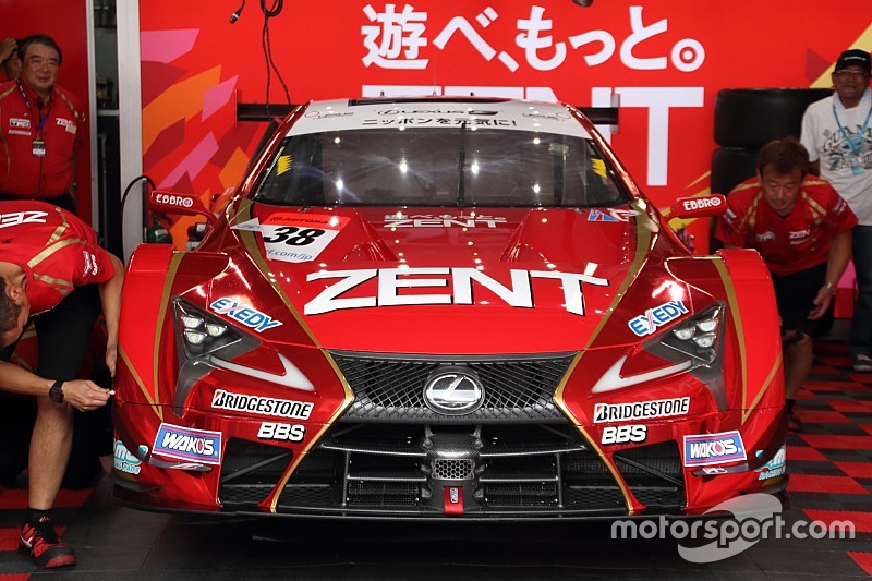 クラッシュで大破した38号車LC500の修復が完了、決勝レース出走へ