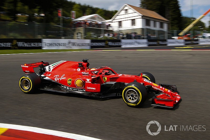 Vettel supera Hamilton e vence GP da Bélgica