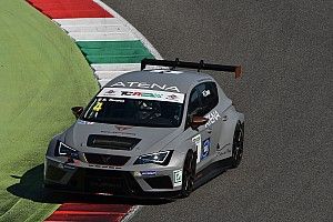 Salvatore Tavano centra la prima vittoria stagionale in Gara 1 al Mugello
