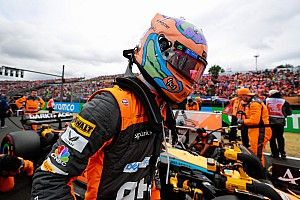 Ricciardo dört farklı takımdan ilgi görüyor