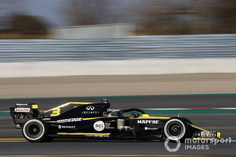 Ricciardo utolsó lett az első tesztnapon a Renault-val, de nem aggódik