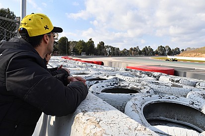A Renault egy nagyon eltérő fejlesztési filozófiával kerülne közelebb az F1-es élmezőnyhöz