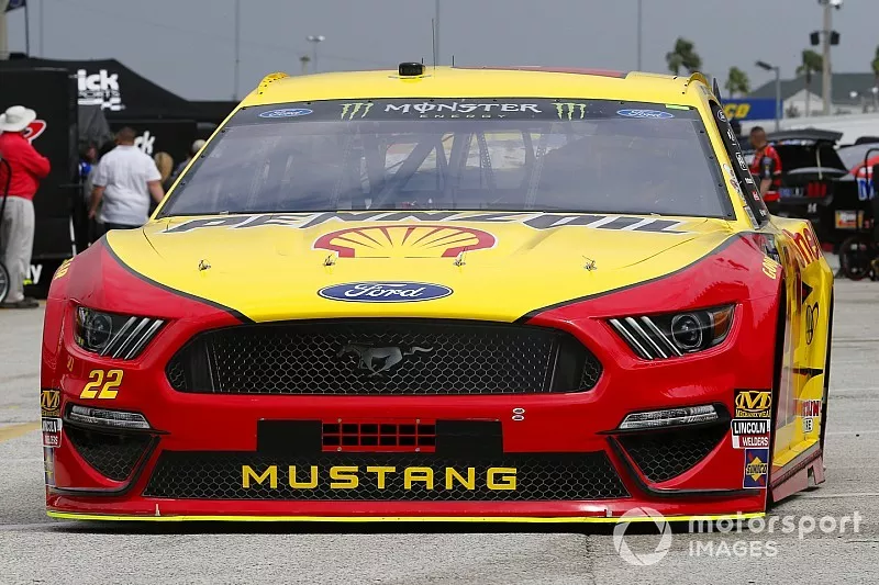  Joey Logano, Team Penske, Ford Mustang Shell Pennzoil