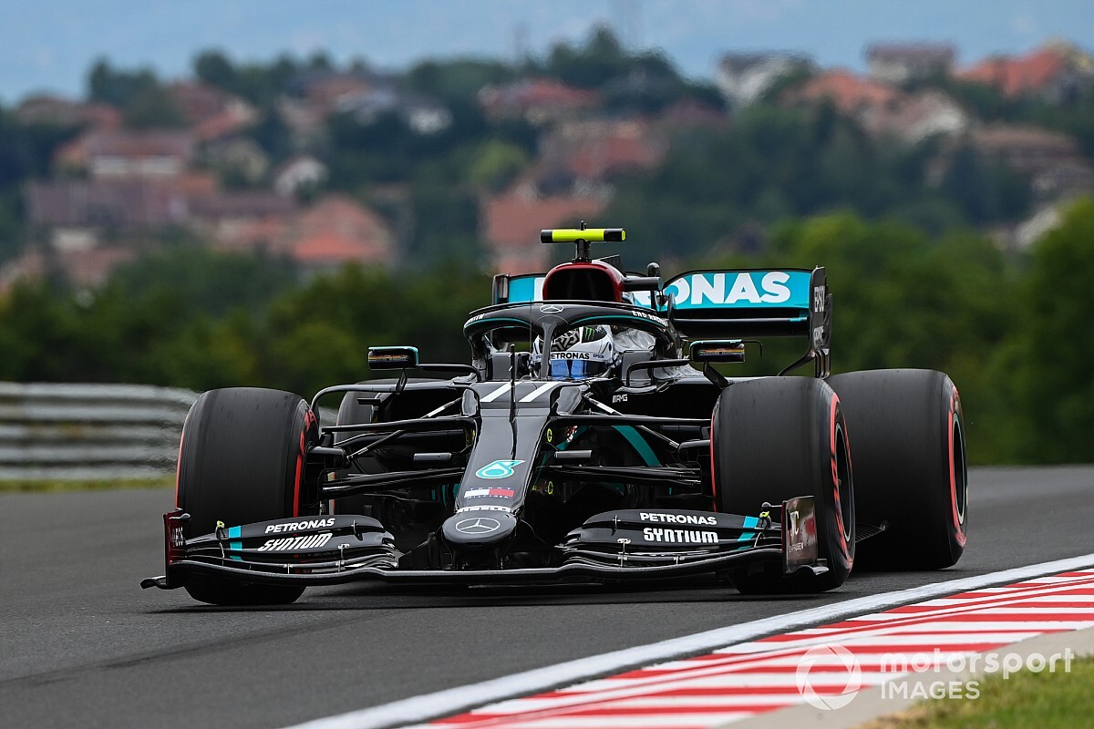 Bottas lidera la FP3, con Pérez 3° a una décima