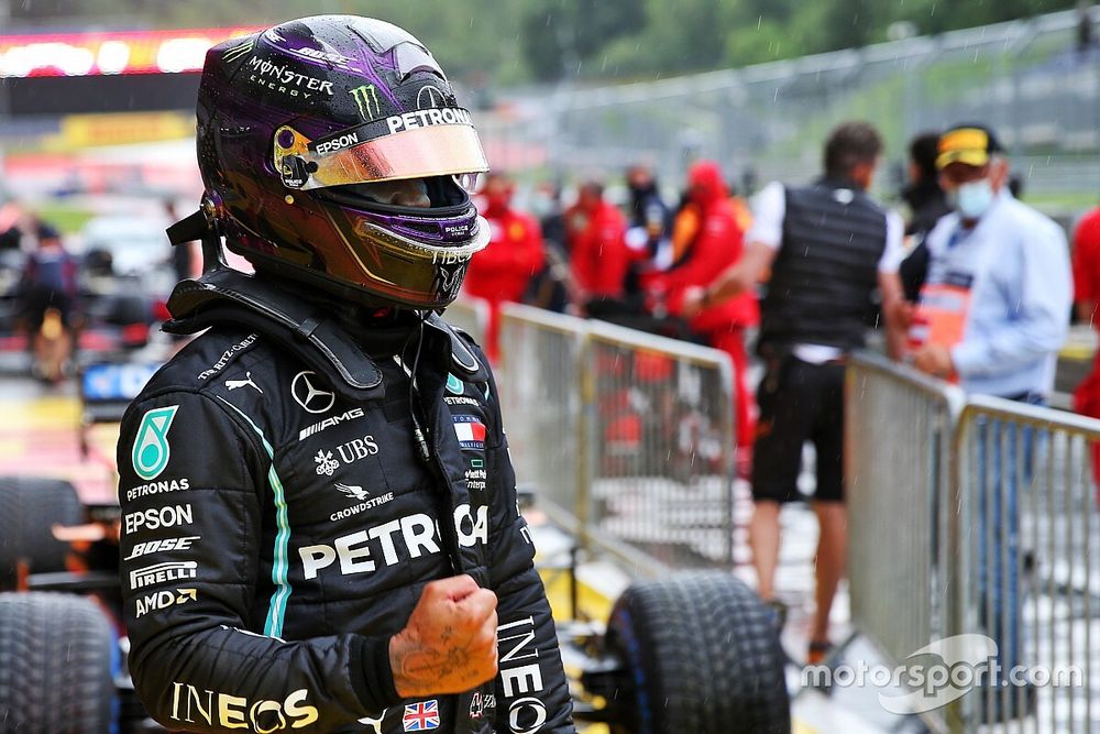 Styrian GP: Hamilton storms to pole in wild, wet qualifying