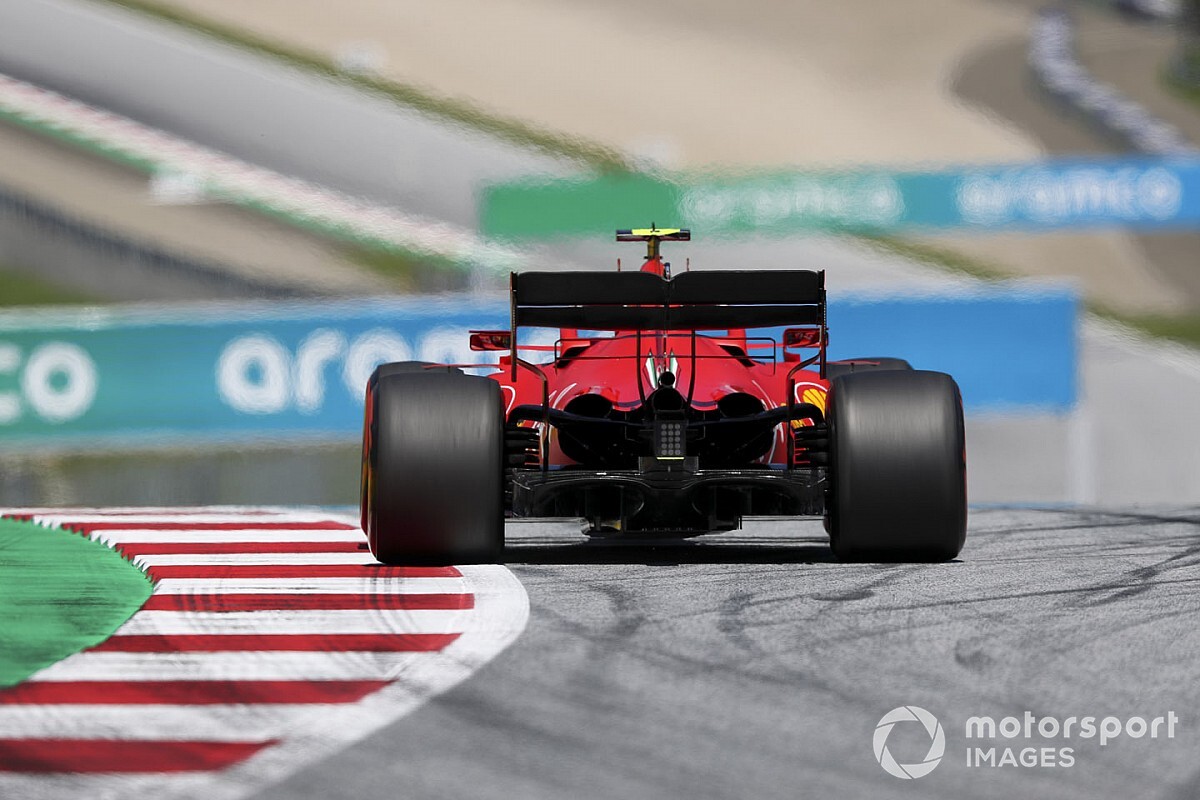 Ferrari «размягчила» машину в поисках зацепа