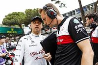 Masa Depan Guanyu Zhou di F1 Belum Jelas