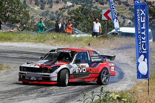 Sezonun İlk Tırmanma Yarışı Buharkent'teydi
