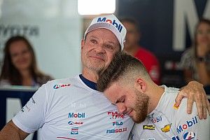 Prestes a fazer 50, Rubinho se emociona com estreia de Fefo na F4, que corre no Velocitta com a Stock: vejo que não sei de nada