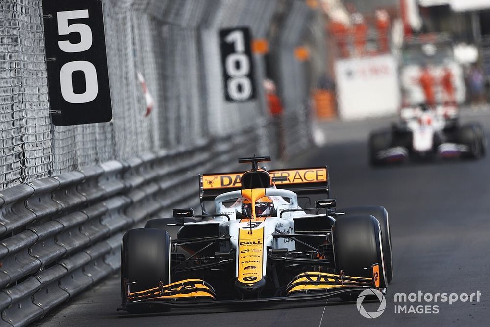 Ricciardo boldogan lép tovább a „nyomorúságos” monacói hétvégéje után