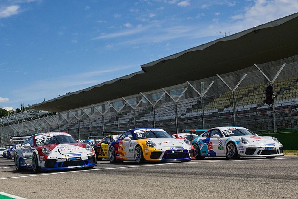 Carrera Cup Italia, che partenza: a Misano fa 31!