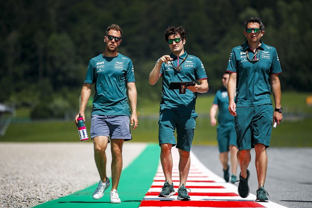 Vettel: ''Gelişim gösterip gösteremediğimizi söylemek zor''