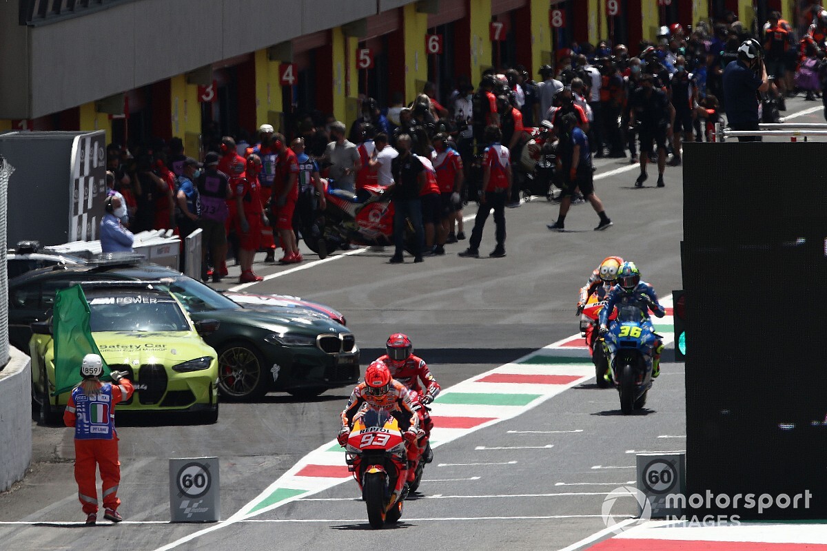Márquez dice que su recuperación está "estancada"