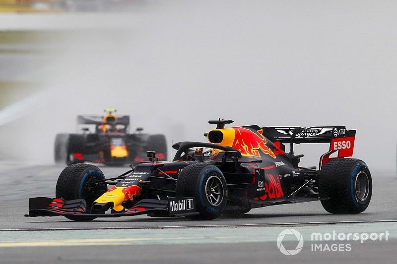 Max Verstappen, Red Bull Racing RB15, Pierre Gasly, Red Bull Racing RB15
