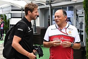Grosjean ve a Ferrari F1 en la pelea con Vasseur