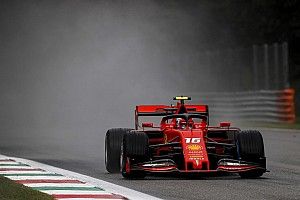 Leclerc snelste in natte eerste training Italiaanse Grand Prix