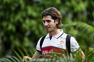 Giovinazzi tudja, Hülkenberg veszélyes lehet rá az Alfa Romeónál
