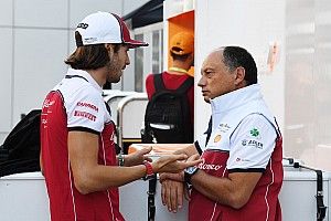 Vasseur "pas fan" de l'attitude récente de Giovinazzi