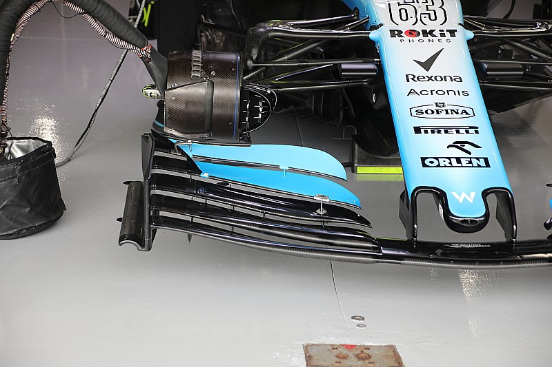 Williams eksperymentuje ze skrzydłem