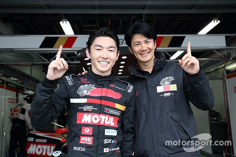 SGT×DTM特別交流戦レース2予選:16号車の中嶋大祐が最速も、デュバルがPP