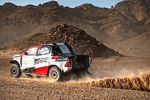 Alonso sube el listón y acaba 3º la penúltima etapa del Rally Ula Neom