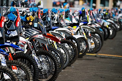 Dakar: per moto e quad inizia la "Super Marathon" domani