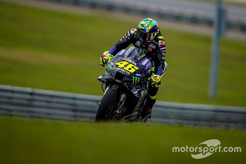 Rossi sorride: "Non avevo mai fatto 1'58" a Sepang"