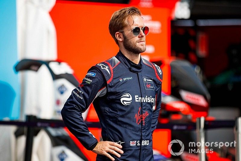 Santiago ePrix 1. antrenman: Bird hızlı başladı