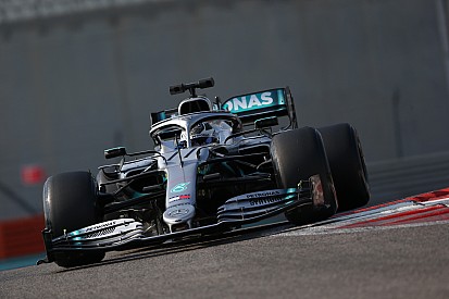Ocon débute chez Renault, Bottas meilleur temps à Yas Marina