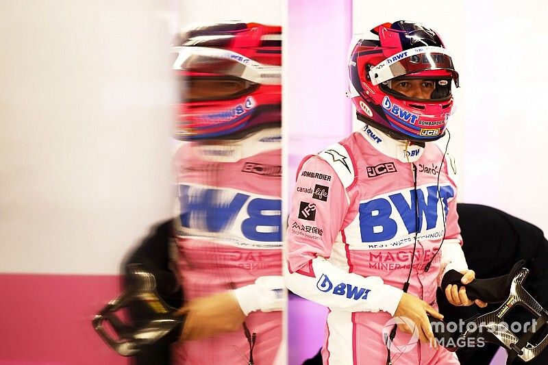 Sergio Perez, Racing Point in the garage before testing