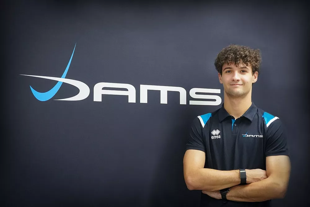 Jak Crawford, DAMS