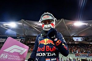 F1-update: Verstappen op pole voor jacht op historische wereldtitel
