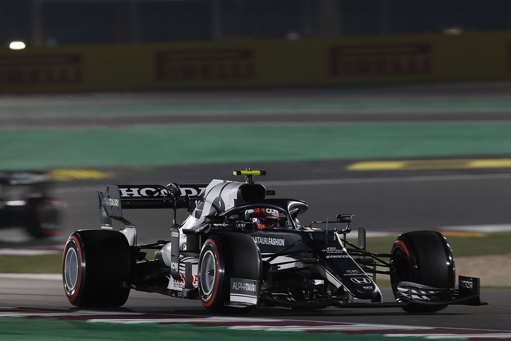 Gasly tast na vierde plek in duister over afgebroken voorvleugel