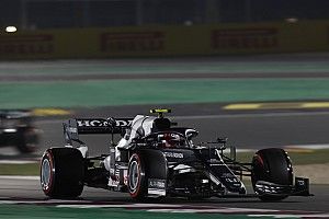 Gasly tast na vierde plek in duister over afgebroken voorvleugel