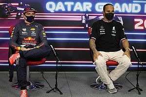 Hamilton: továbbra sem egyértelműek a versenyzés szabályai