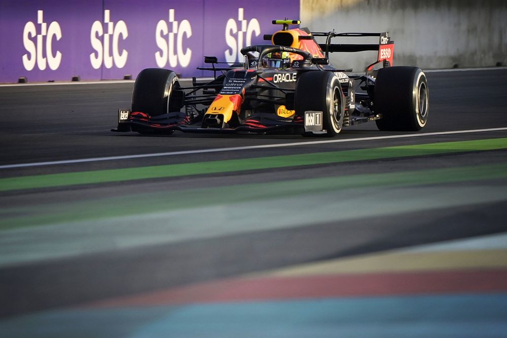 Horner: Red Bull heeft Perez echt vooraan nodig in strijd om titels