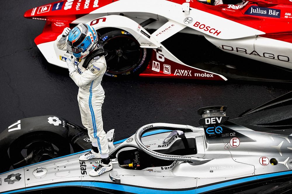 フォーミュラE第5戦バレンシアePrix:SC4度、電池切れ続出の”大混乱”。デ・フリーズが大逆転優勝