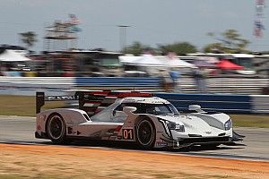 Sebring 12H is underway, van der Zande leads for Ganassi