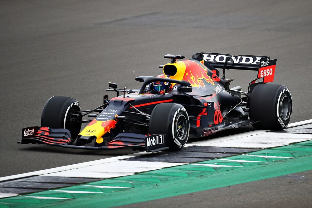Verstappen: "Albon, Williams'ta kendisini gösterebilir"