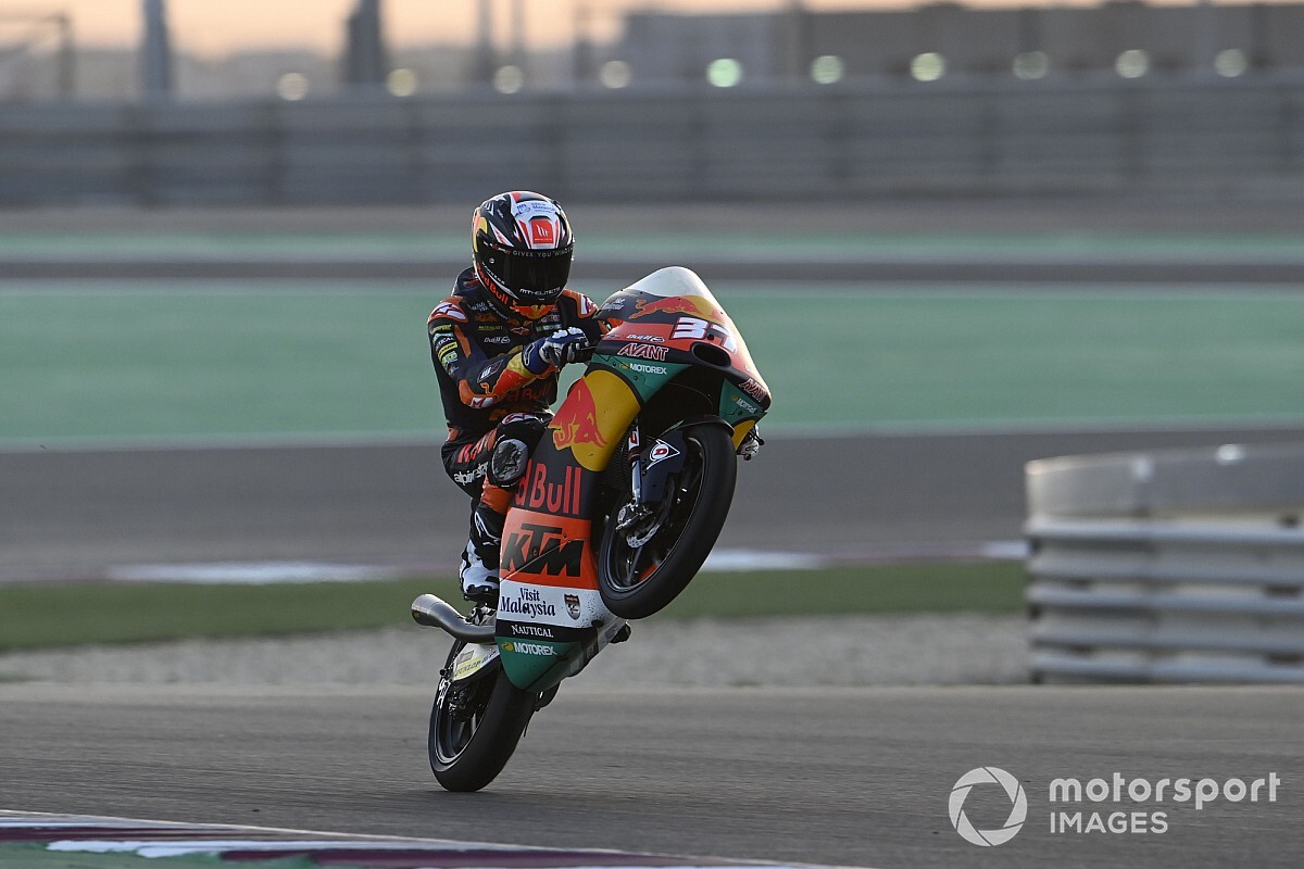 Hasil Moto3 Doha: Acosta Menggila, Andi Gilang Tak Berdaya
